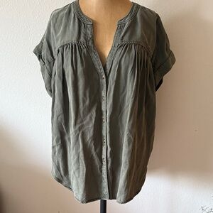 Lou & Grey by Loft Olive Green Button-Up Women's Top